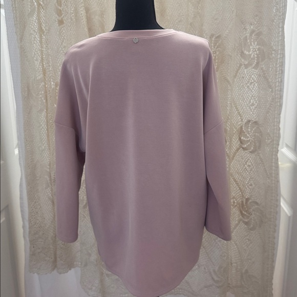 Cable & Gauge Women's Drop Shoulder Top - Light Pink - Picture 4 of 7